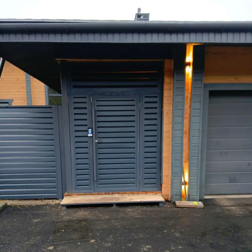 Фото 3 Забор жалюзи ХайТек 7024 МАТТЕ серый графит двусторонний матовый